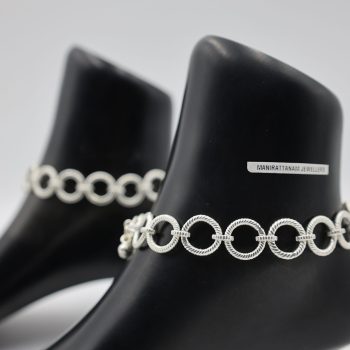 Handcrafted Pure Silver Payal for Women (39M3815)